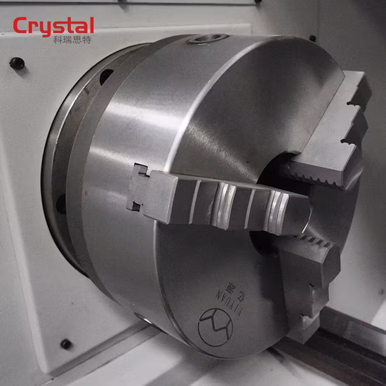 Máquina de torneamento CNC de metal com eixo horizontal com alimentador automático Ck6140A